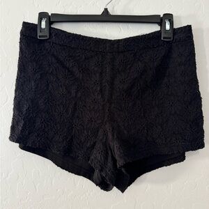 Free People Black Floral Lace High Rise Shorts Size 6 Lined Festival Boho Chic‎